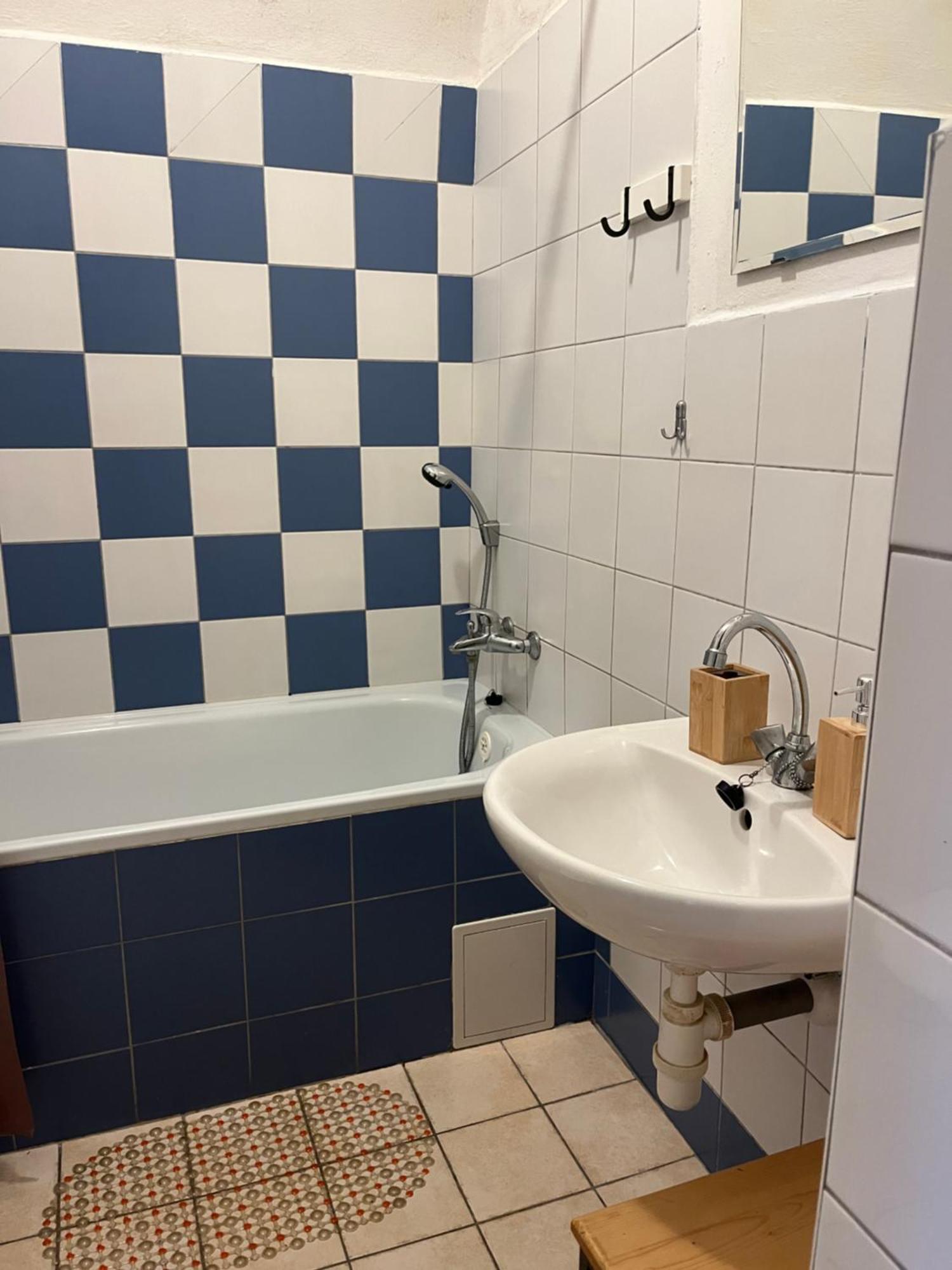 Travel Hostel Cesky Krumlov Bagian luar foto
