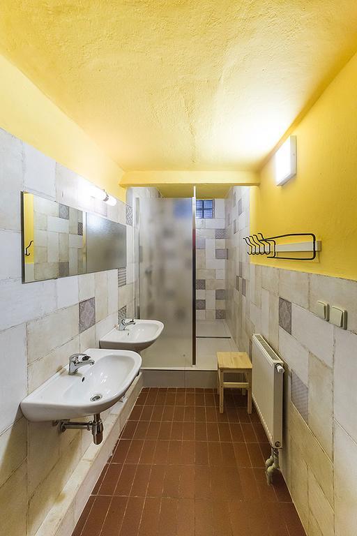 Travel Hostel Cesky Krumlov Bagian luar foto