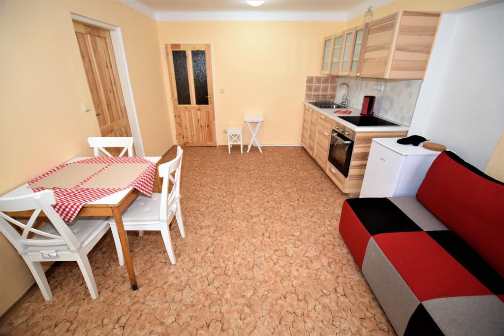 Travel Hostel Cesky Krumlov Bagian luar foto