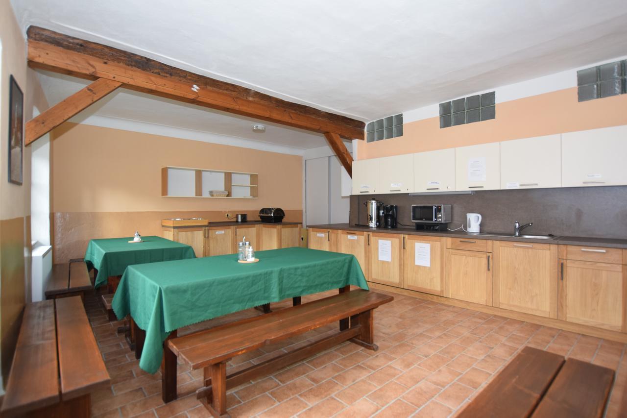 Travel Hostel Cesky Krumlov Bagian luar foto