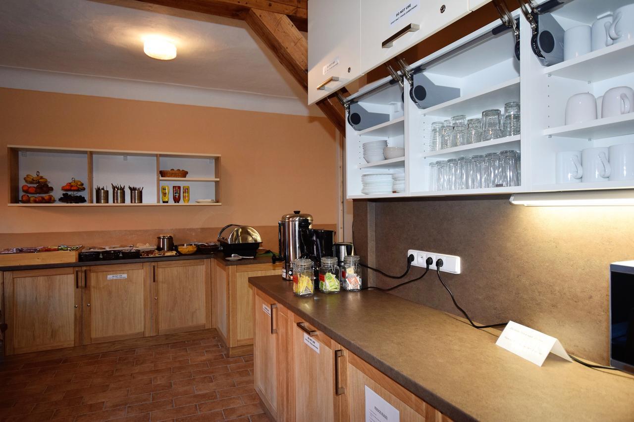 Travel Hostel Cesky Krumlov Bagian luar foto